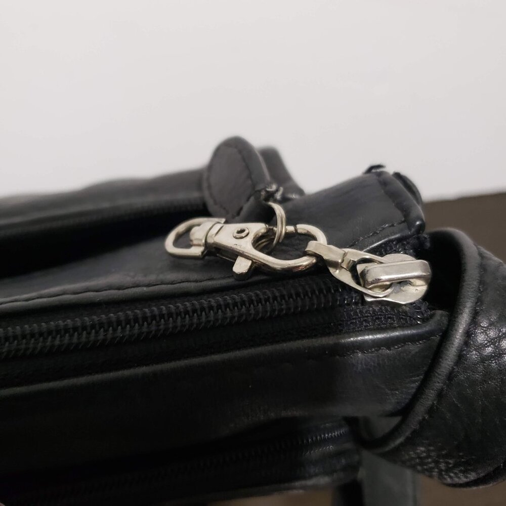 Vtg Fossil Black Leather Crossbody Shoulder Bag 75082 with Key - Picture 4 of 12